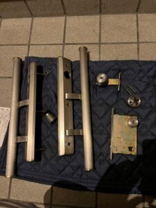 錠前一式解体